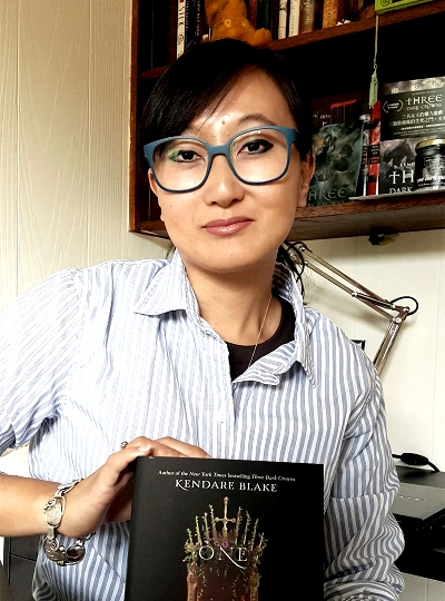 Anna în veșmînt de sînge, Vol. 1 de Kendare Blake .pdf