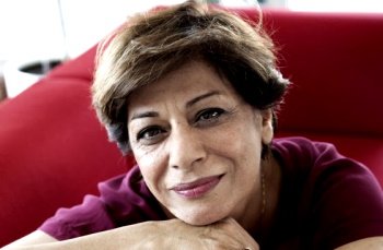 Cel care mă aşteaptă - Parinoush Saniee .PDF