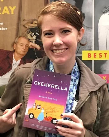 Ashley Poston-Geekerella  Cenușăreasa la Convenția SF .PDF