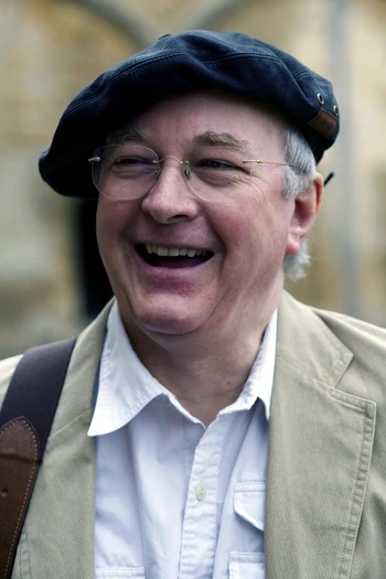 Philip Pullman-  Materiile întunecate. Luminile Nordului #1 .PDF
